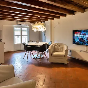 Apartment Mdr Duomo
