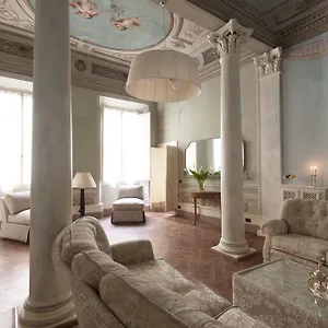 Apartment Giraldi Property
